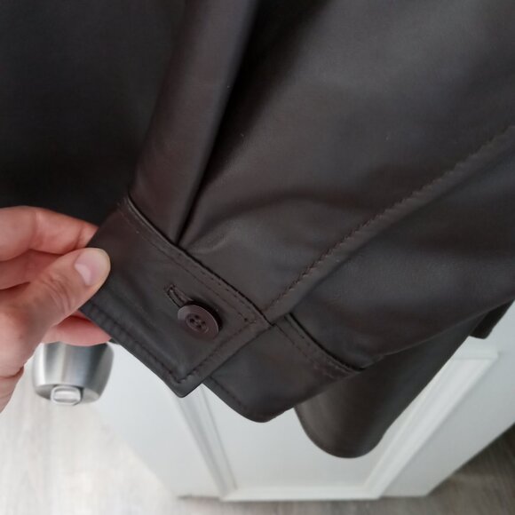 NWT Quince 100% Leather Shirt Jacket. Small. Brown. $180. Perfect condition. - Picture 11 of 16
